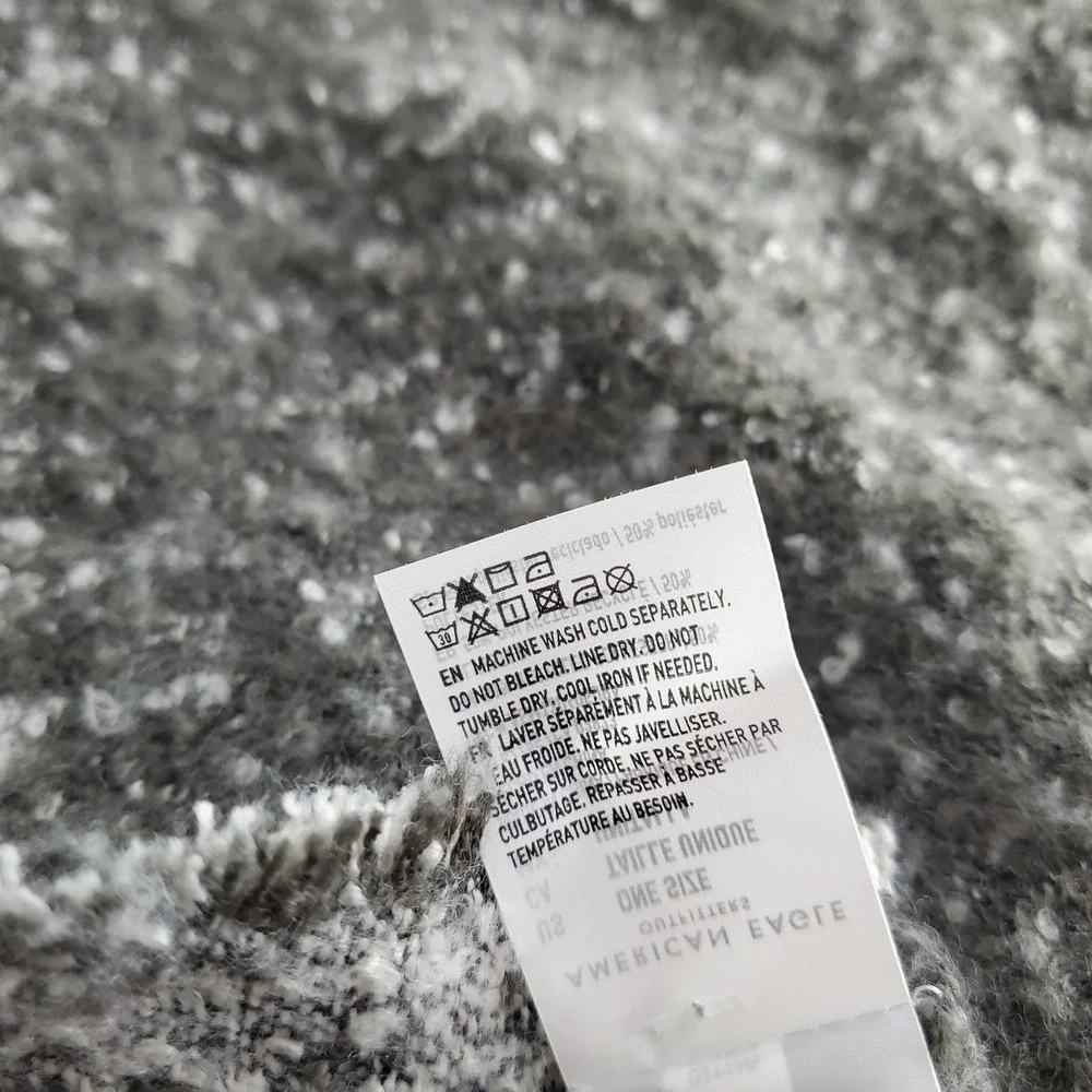 American Eagle Grey Ombre Boucle Wrap Scarf Eyelash Fringe NEW